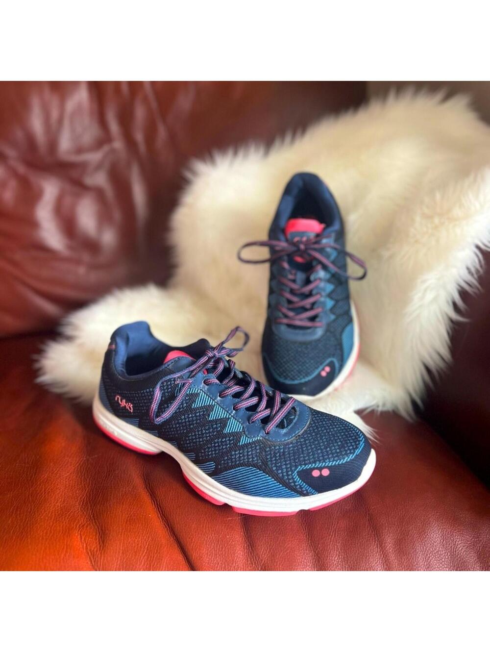 Women’s Size 11 Ryka Dominion Women’s Walking Shoes Blue Pink RE-ZORB Sneakers